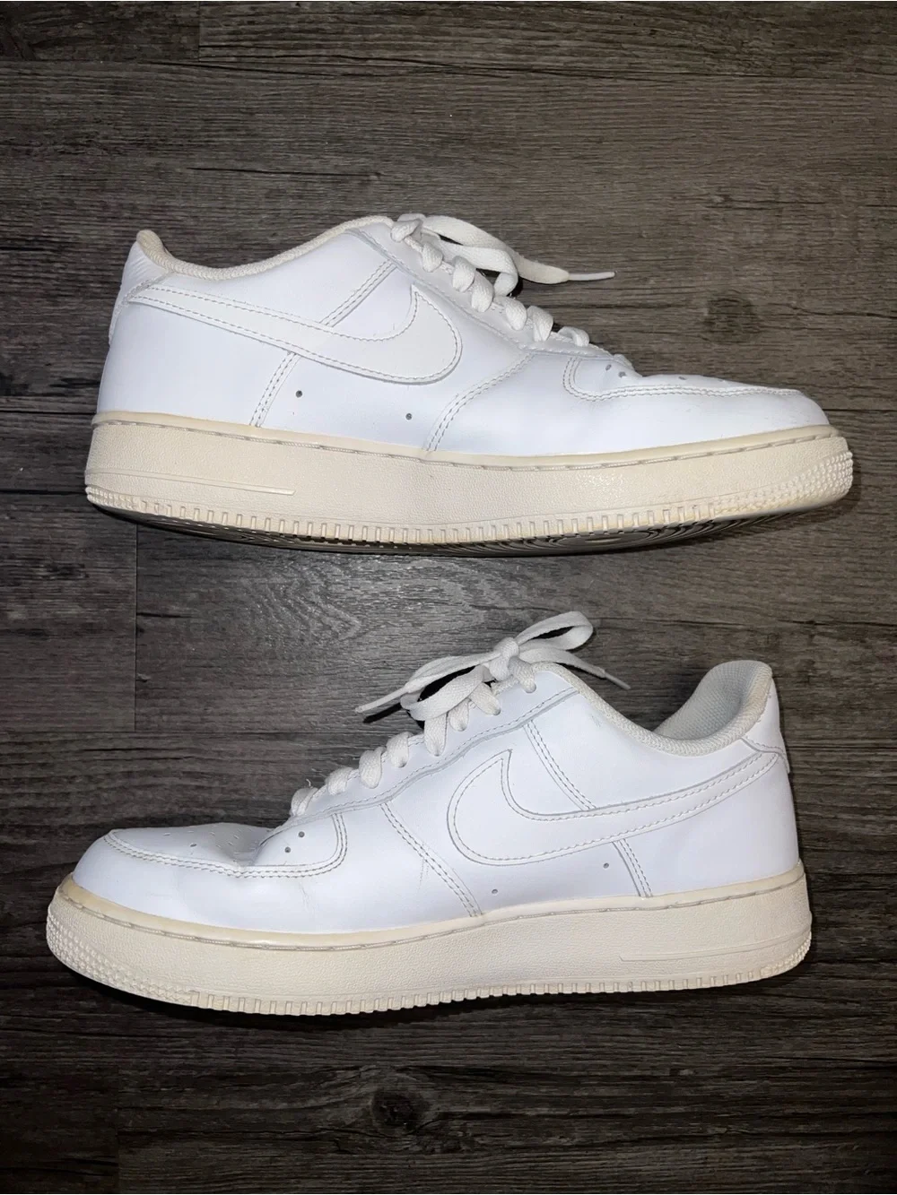 Nike White Low-Top Leather Sneakers Mens shoes 10